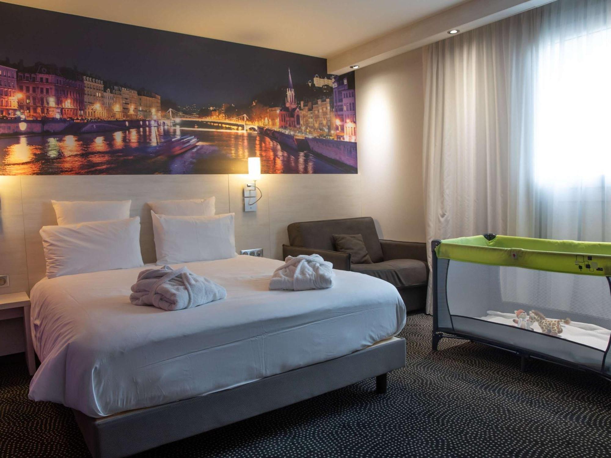 Hotel Mercure Lyon Centre Charpennes Villeurbanne Exteriér fotografie